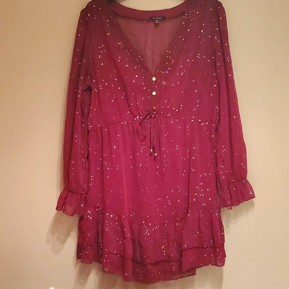 Burgundy tiered gold speckled dress - Picture 3 of 9